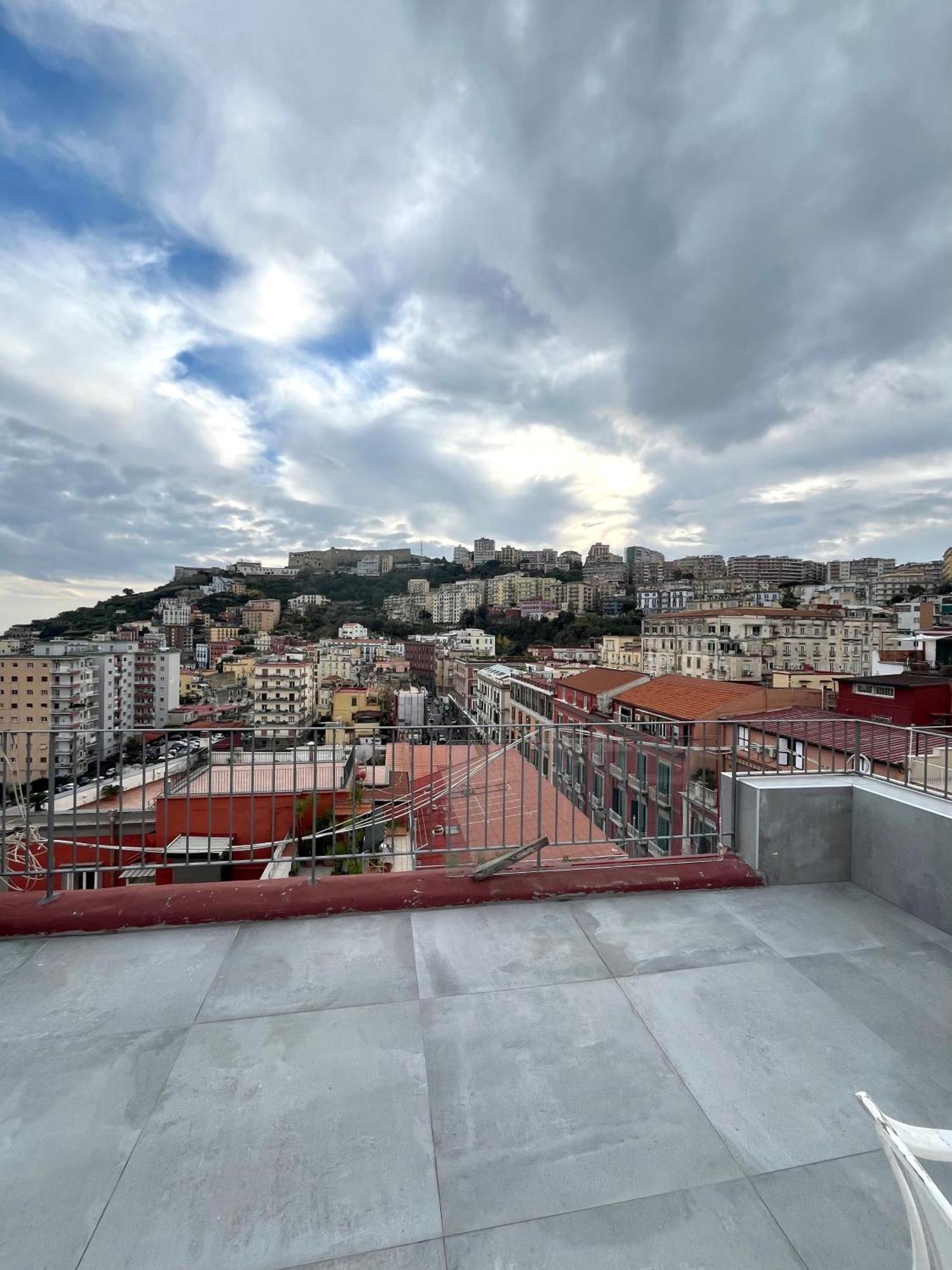 Na Bella Vista Rooftop-B&B نابولي المظهر الخارجي الصورة