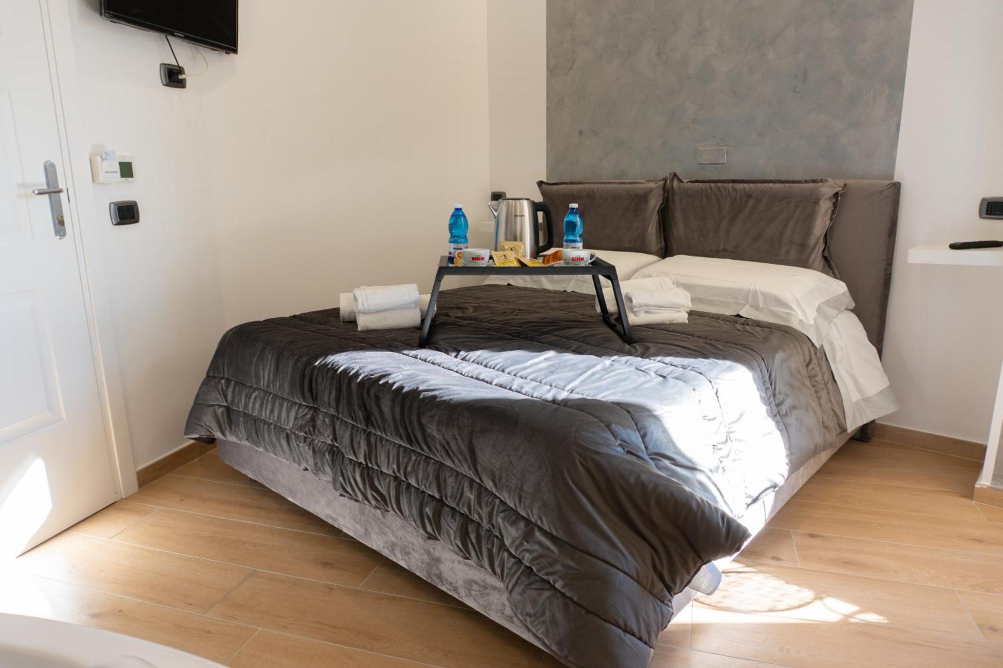 Na Bella Vista Rooftop-B&B نابولي المظهر الخارجي الصورة