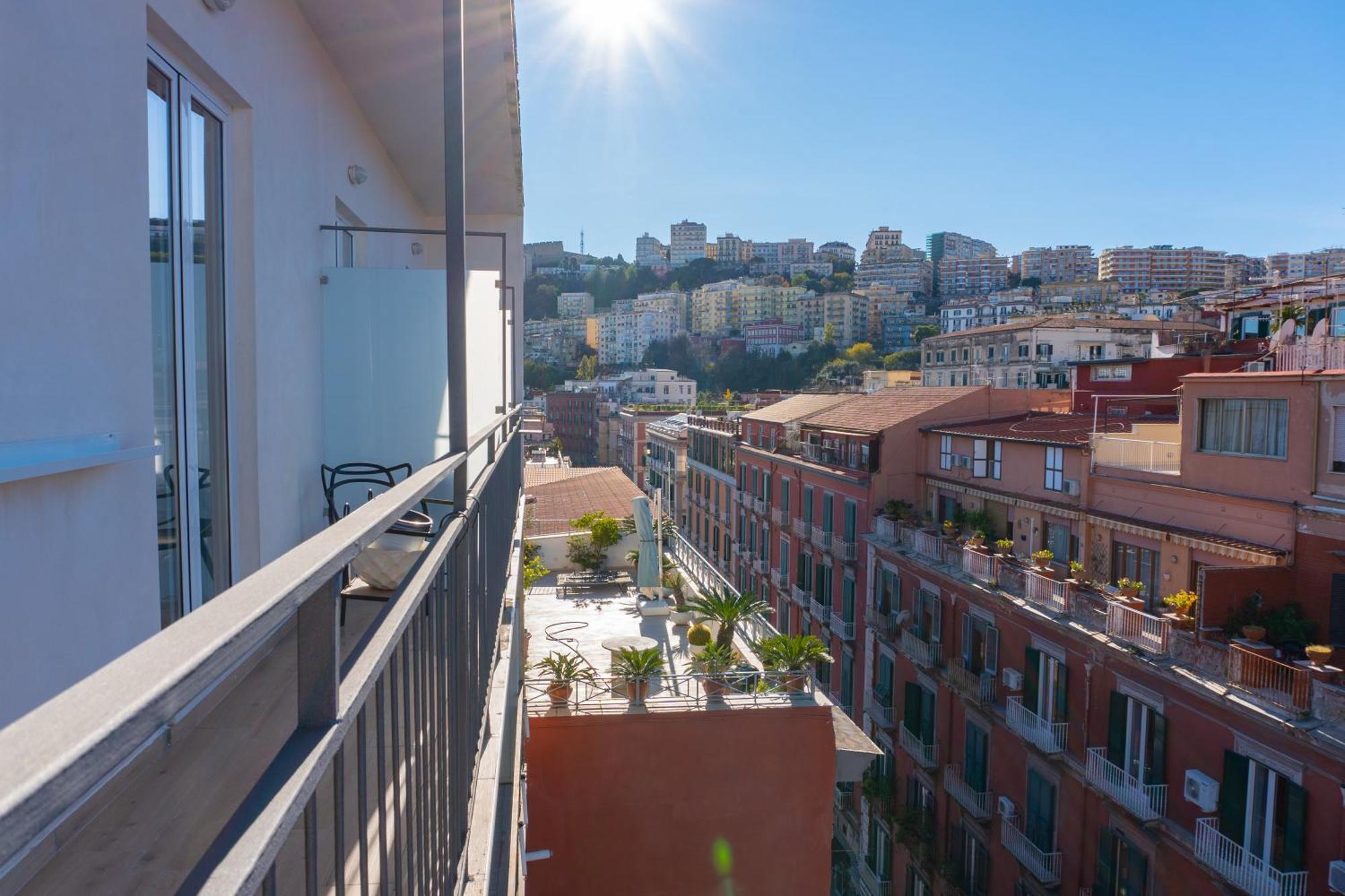 Na Bella Vista Rooftop-B&B نابولي المظهر الخارجي الصورة