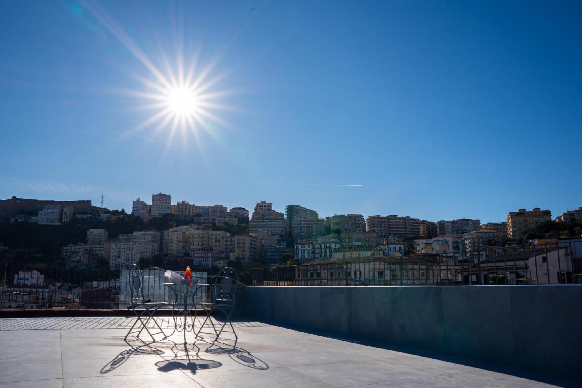 Na Bella Vista Rooftop-B&B نابولي المظهر الخارجي الصورة